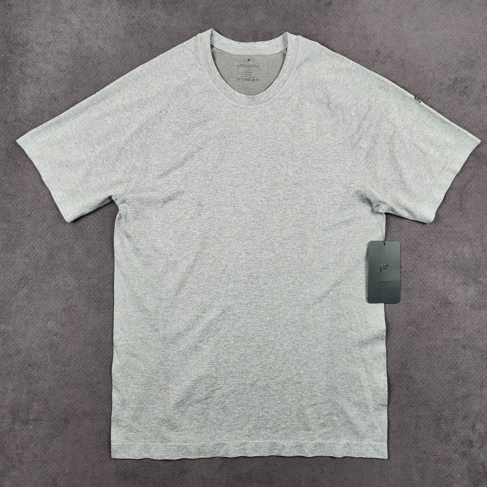 Fabletics The Training Day Tee Shirt Mens Large Gray Short Sleeve Athletic NEW